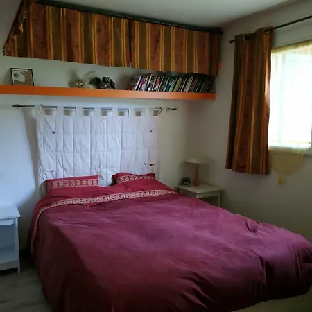 Semesterbostad Cabane Mely Malo Saint-Hilaire-de-Villefranche